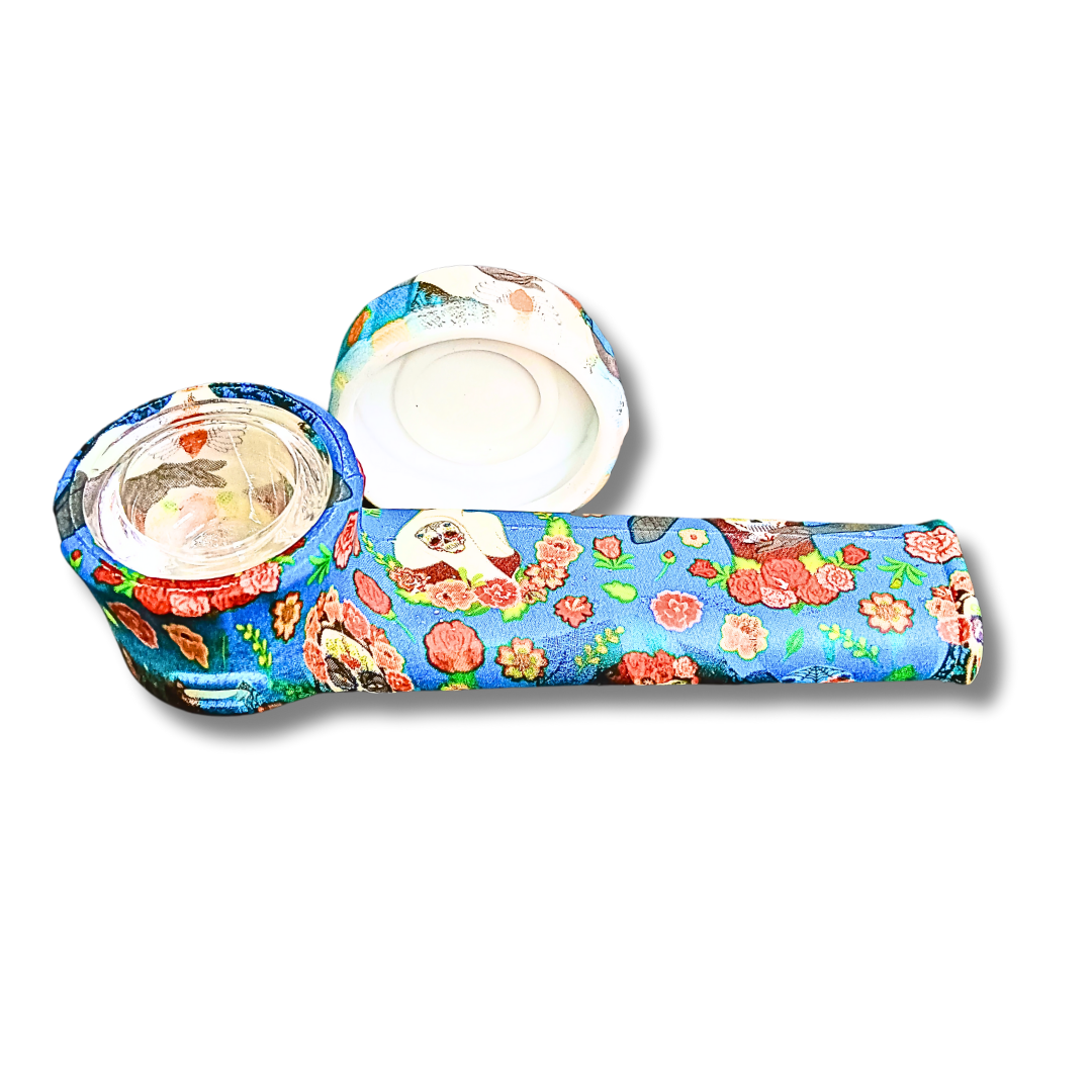 Silicone Smoking Hand Pipes With Caps - Skull Theme