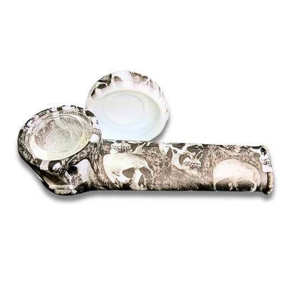 Silicone Smoking Hand Pipes With Caps - Skull Theme