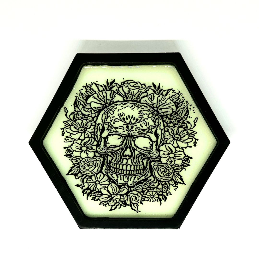 Ubuntu Skull & Roses Tray (Glow in the Dark)